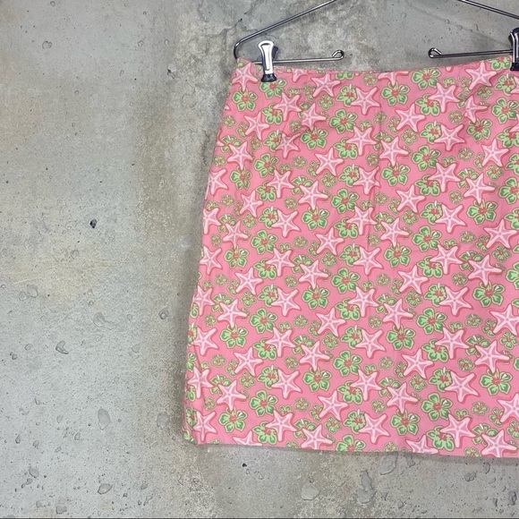 Vineyard vines pink green starfish hibiscus floral mini skirt size 4 small - Picture 4 of 6